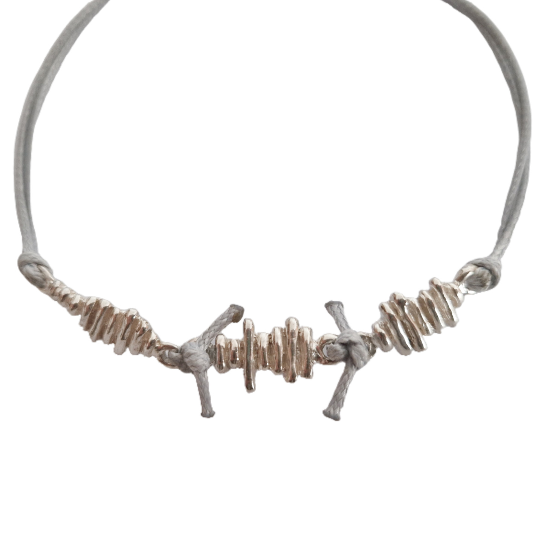 Disciplina explicit pulsera