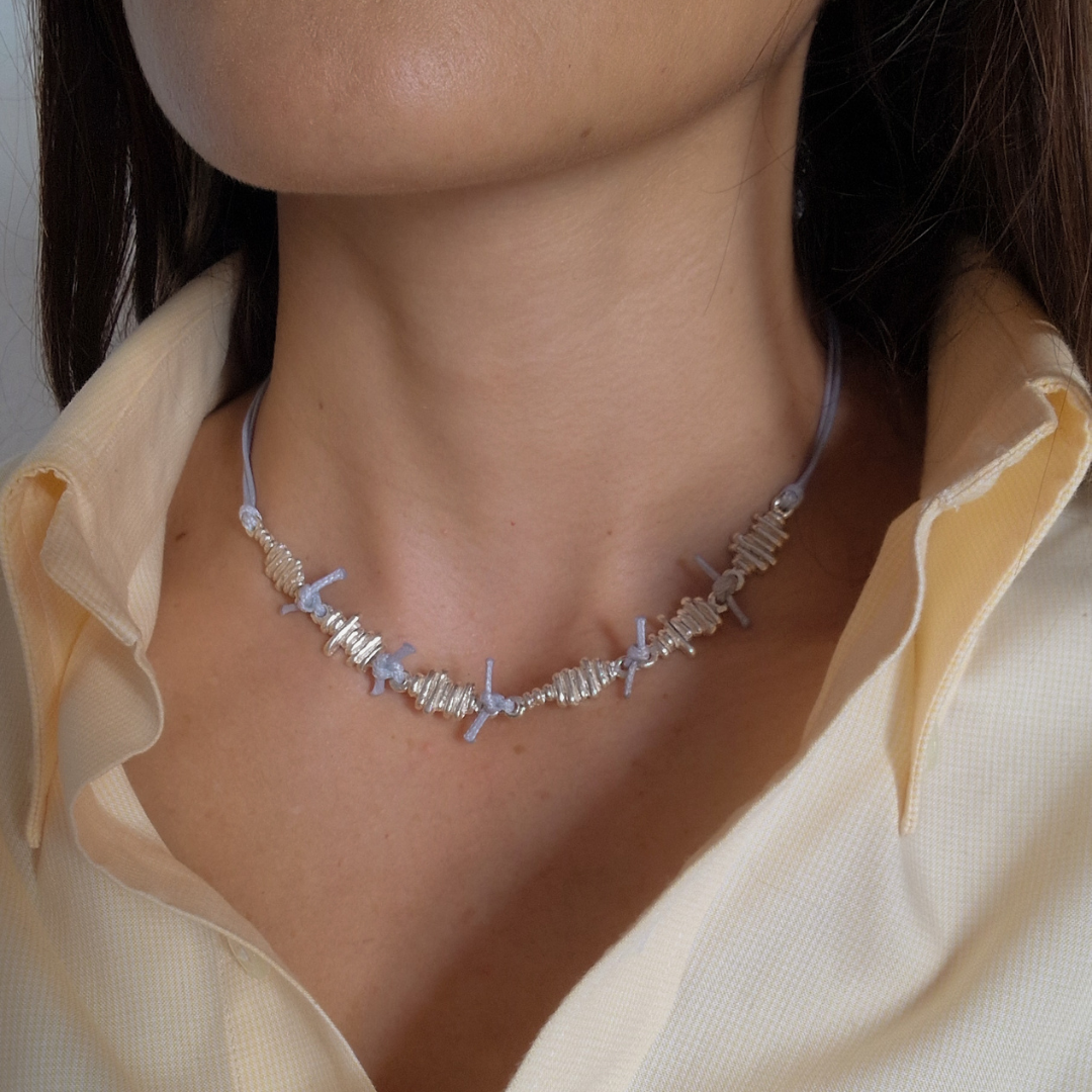 Disciplina explicit gargantilla